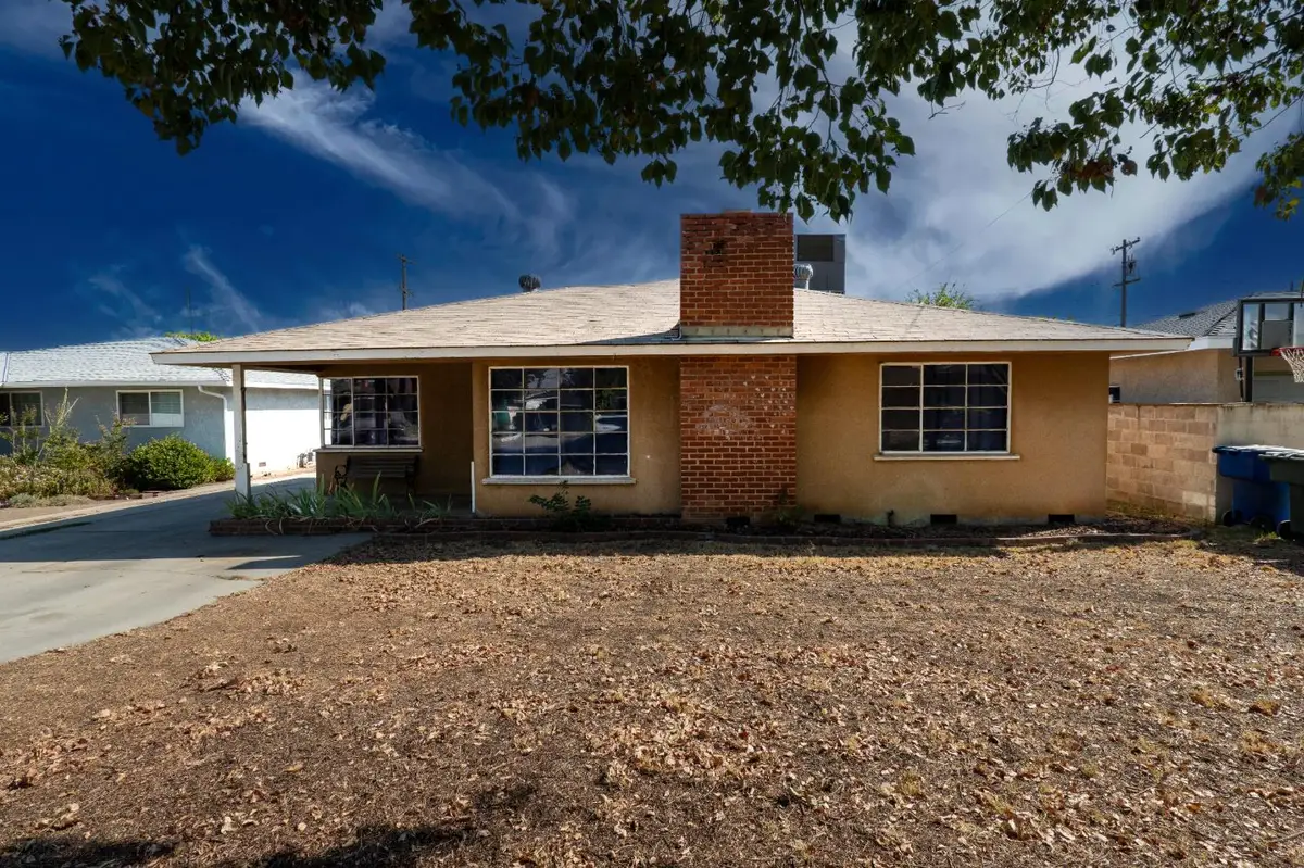 1025 W Fedora Avenue, Fresno, CA 93705 - Image #1