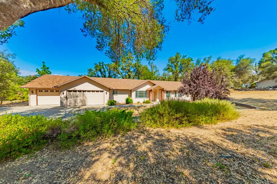 41028 Shandee Lane, Ahwahnee, CA 93601 - Image #2