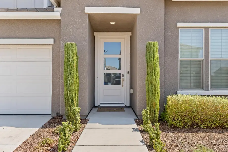 1396 E Via Prato Drive, Fresno, CA 93730 - Image #3