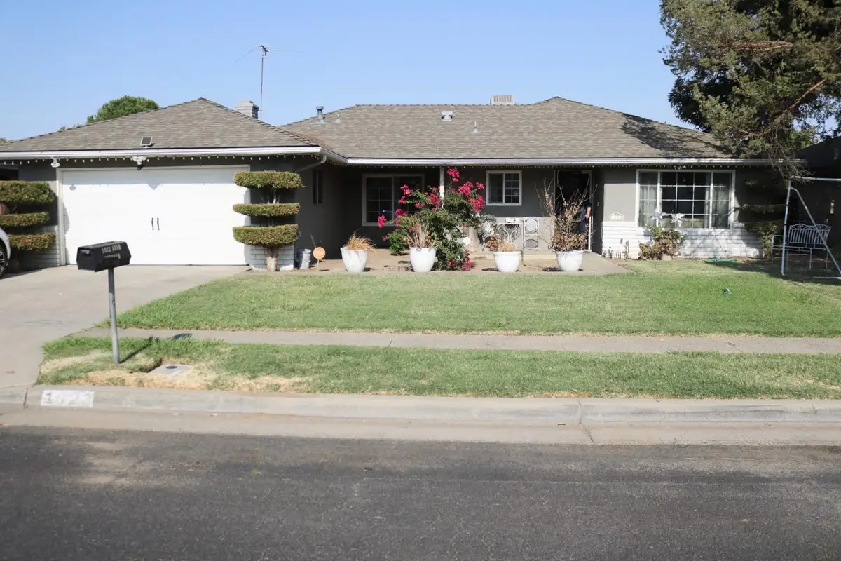 1023 Aram Avenue, Madera, CA 93637 - Image #1