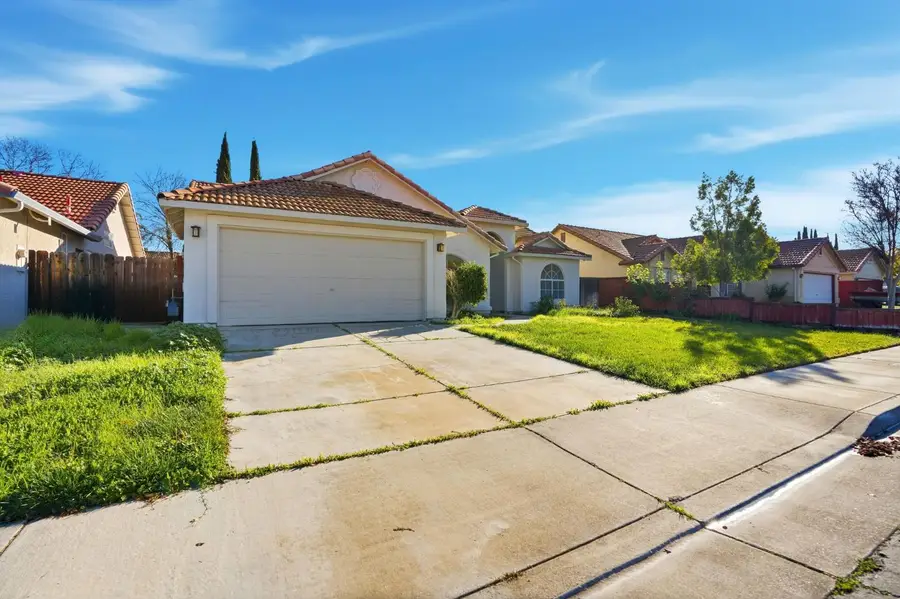 2066 Hastings Drive, Los Banos, CA 93635 - Image #3