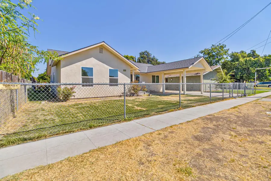 3243 E Simpson Avenue, Fresno, CA 93703 - Image #2