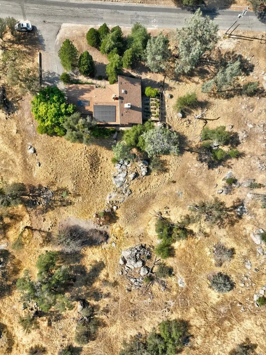 43656 Crystal Cave Circle, Coarsegold, CA 93614 - Image #2