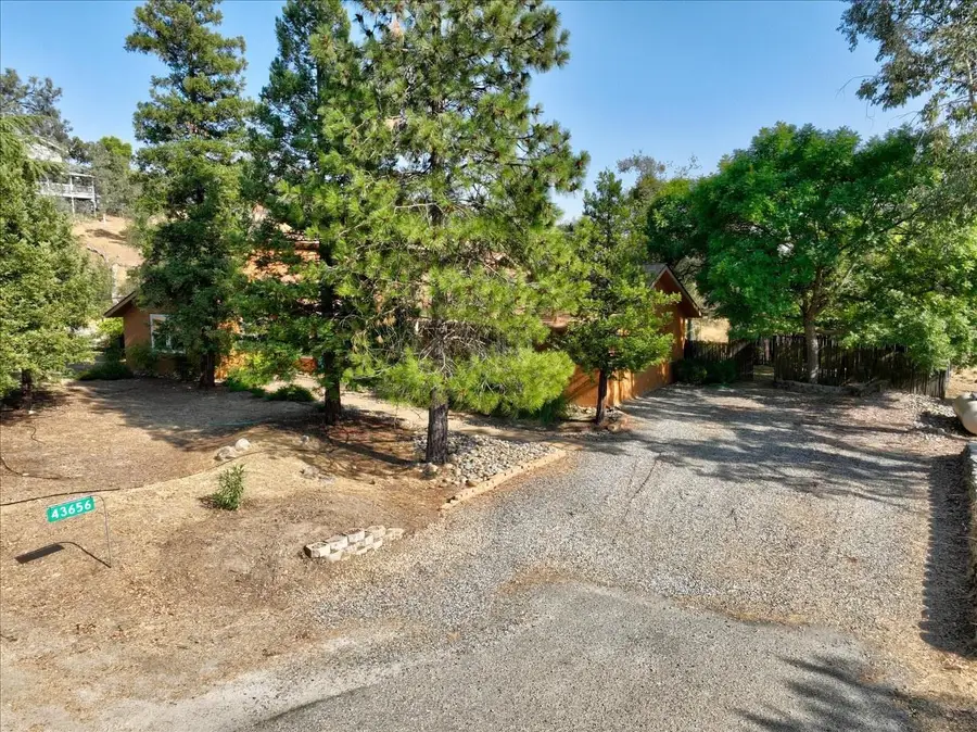 43656 Crystal Cave Circle, Coarsegold, CA 93614 - Image #3