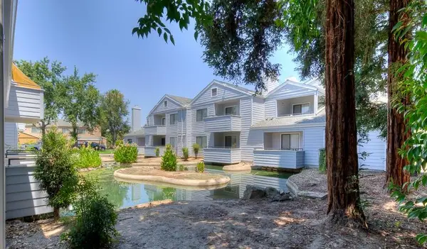 7675 N 1st Street #117, Fresno, CA 93720