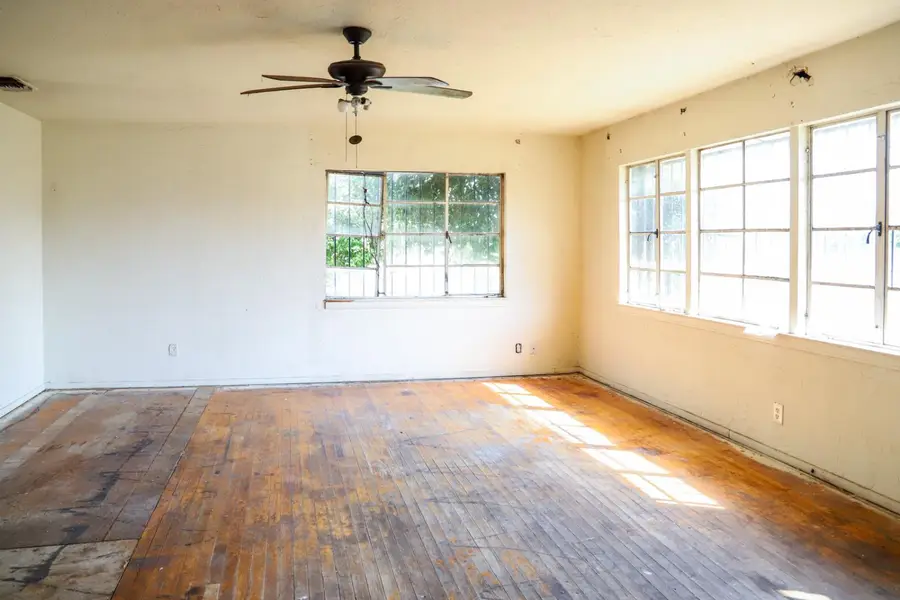 1105 Hoag Avenue, Sanger, CA 93657 - Image #3