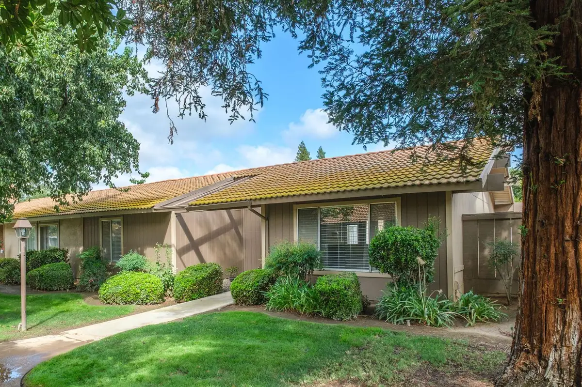 4856 N Hulbert Avenue #101, Fresno, CA 93705 - Image #1