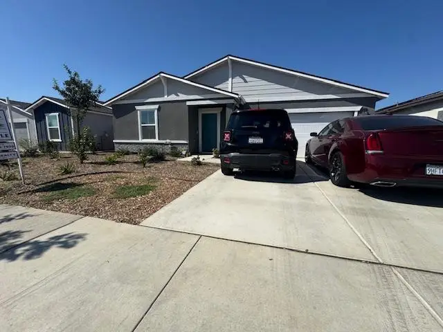 1943 Richard Avenue, Sanger, CA 93657 - Image #1