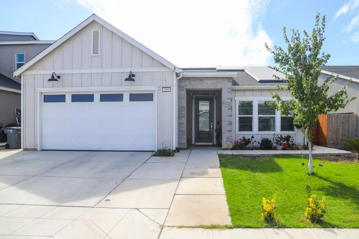 7099 W Whitman Avenue, Fresno, CA 93723 - Image #1