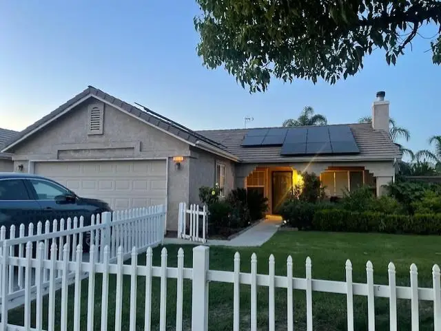 5423 E Grove Avenue, Fresno, CA 93727 - Image #1