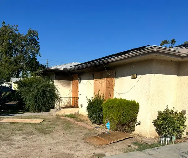 1206 W Vassar Avenue, Fresno, CA 93705