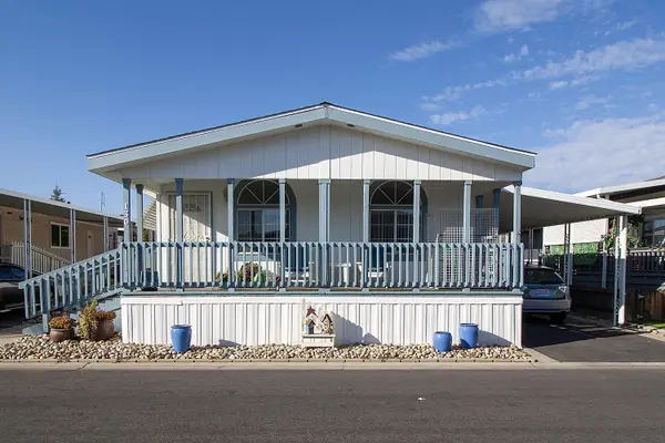 221 W Herndon Avenue #130, Fresno, CA 93650