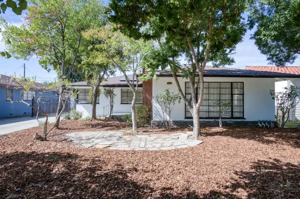 2649 N Adoline Avenue, Fresno, CA 93705