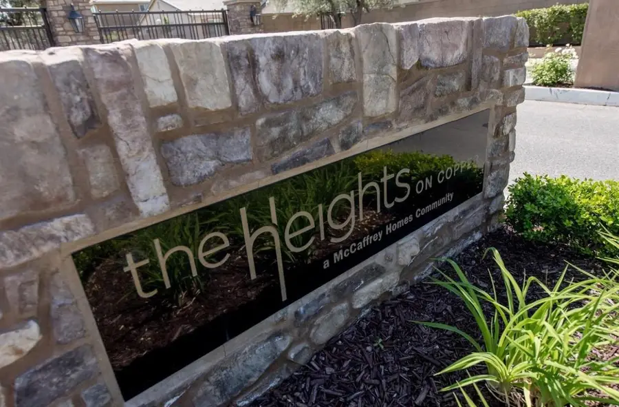 10850 N Braden Way, Fresno, CA 93730 - Image #2