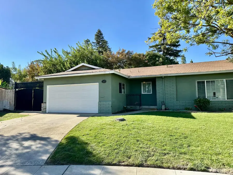 5683 N Rafael, Fresno, CA 93711 - Image #2