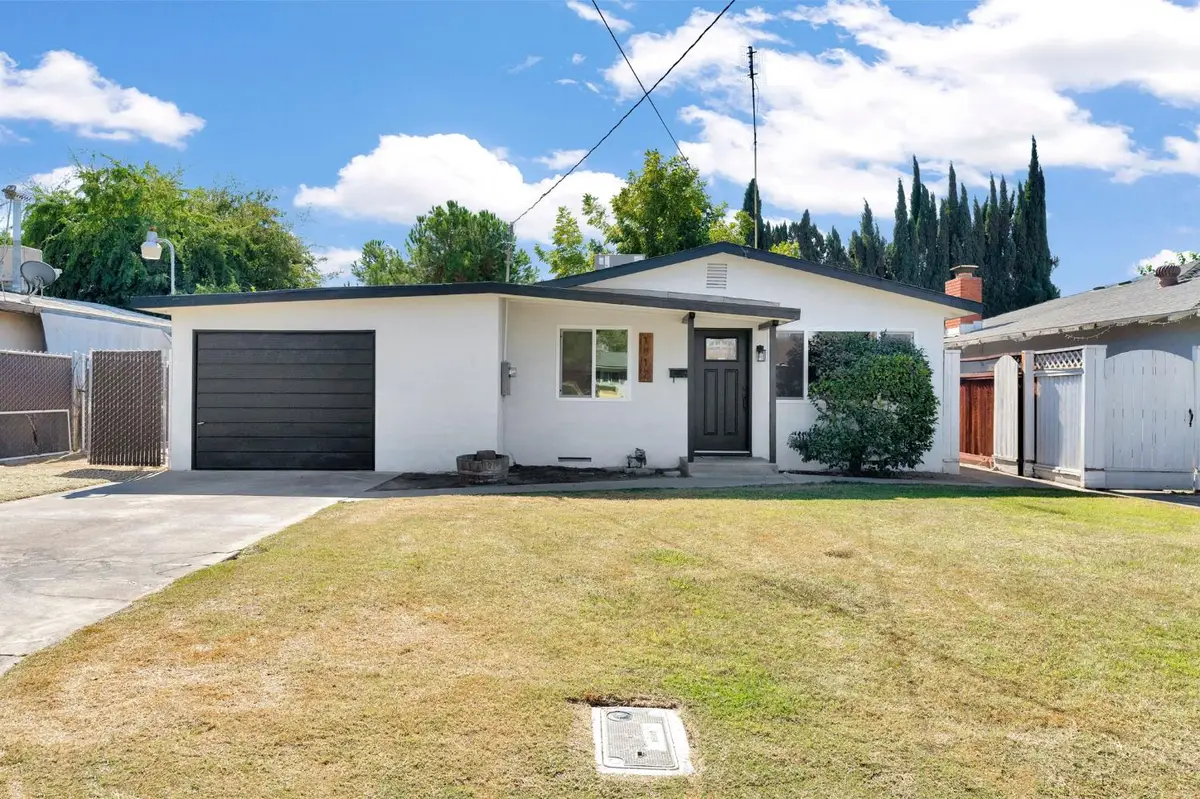 1812 W 5th Street, Madera, CA 93637 - Image #1