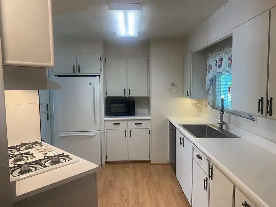 2706 W Ashlan Avenue #94, Fresno, CA 93705 - Image #2