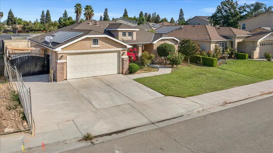 4360 W Vassar Avenue, Fresno, CA 93722 - Image #2