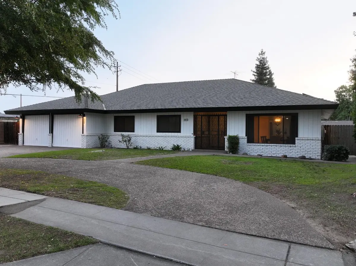 6784 N Valentine Avenue, Fresno, CA 93711 - Image #1