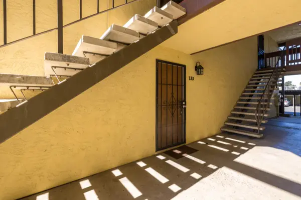 2909 Huntington Boulevard #133, Fresno, CA 93721