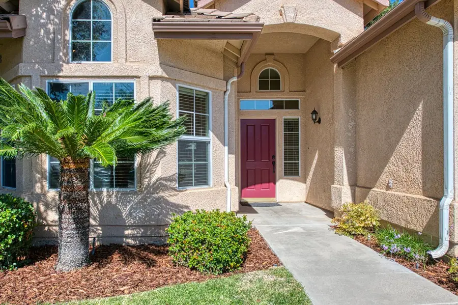 1138 E Royal Dornoch Avenue, Fresno, CA 93730 - Image #3