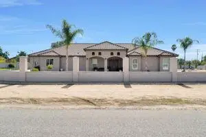 25280 Grove Way, Madera, CA 93638 - Image #2