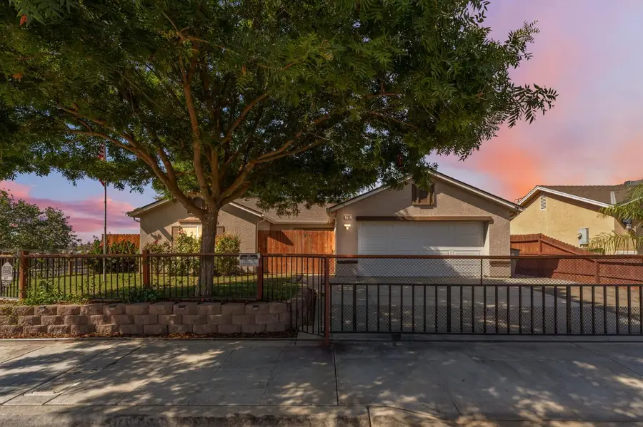 1763 N Carnegie Avenue, Fresno, CA 93722 - Image #2