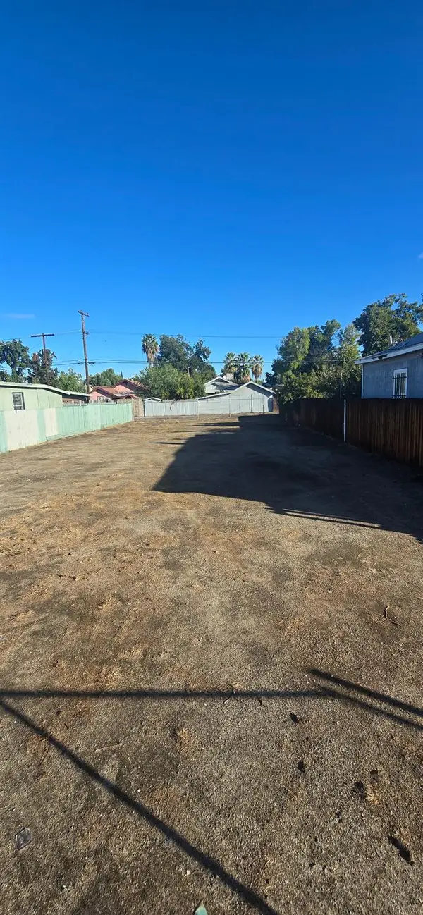 3333 E Tulare Street, Fresno, CA 93702