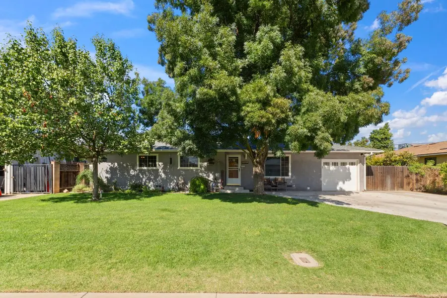 5739 E Hampton Way, Fresno, CA 93727 - Image #2