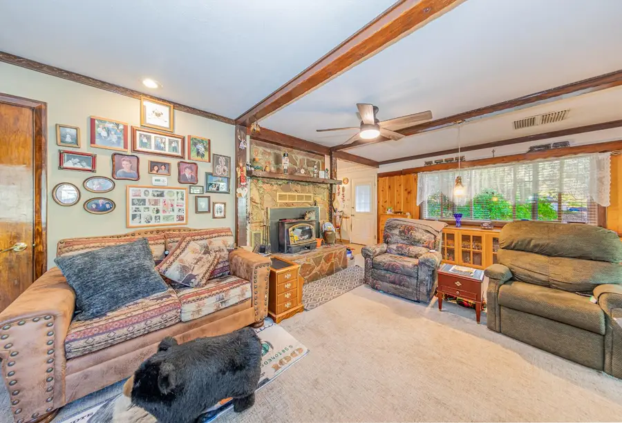 42585 Buckeye Road, Oakhurst, CA 93644 - Image #3