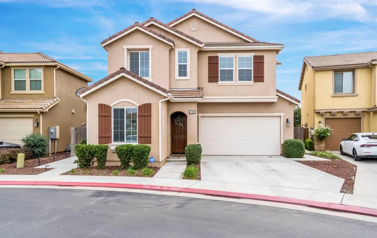 6189 W Concordia Drive, Fresno, CA 93722 - Image #1