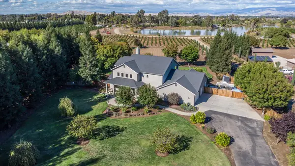 11722 E Ashlan Avenue, Sanger, CA 93657