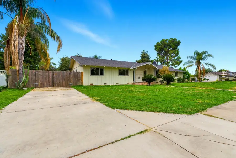 2579 Almond Avenue, Sanger, CA 93657 - Image #3