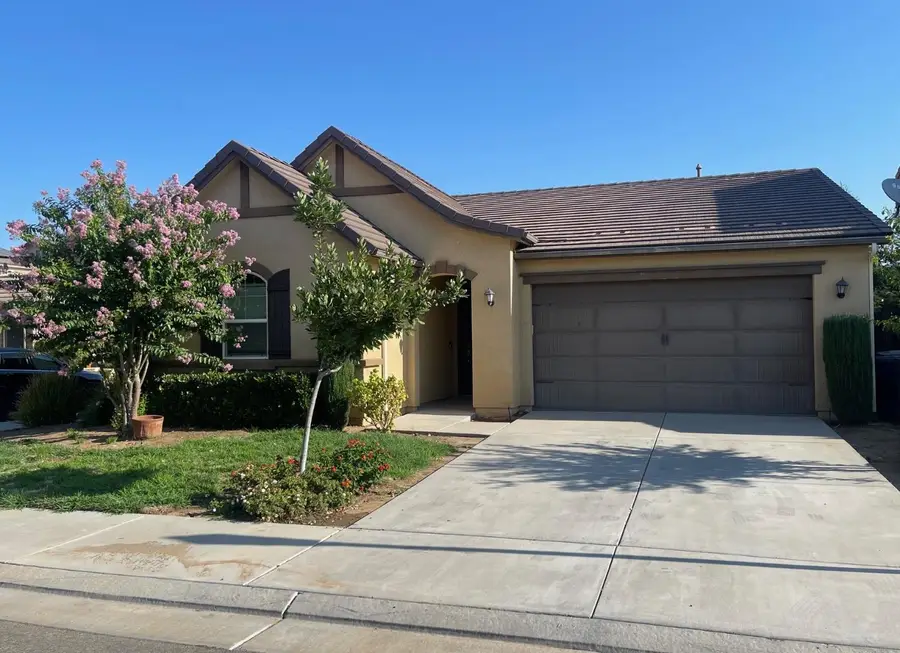3015 Roberts Avenue, Clovis, CA 93619 - Image #2