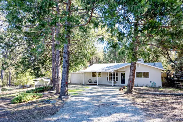 49820 Pierce Court, Oakhurst, CA 93644