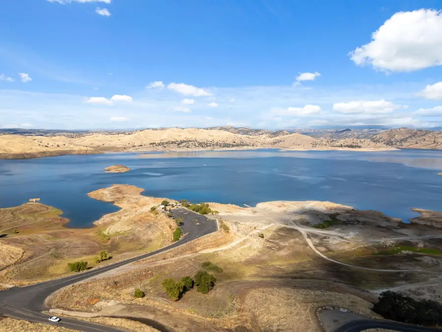 4614 Millerton Road, Friant, CA 93626 - Image #2