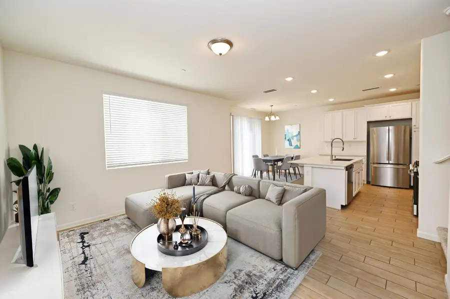 2273 N Raleigh Drive, Fresno, CA 93727 - Image #3