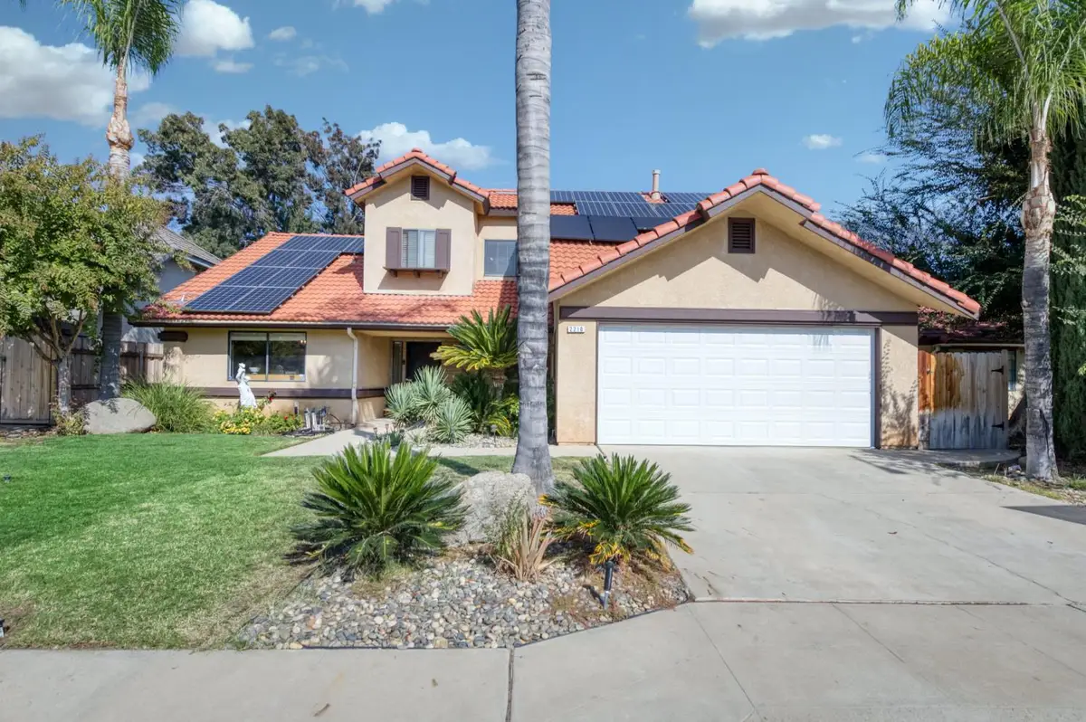 2210 E Jon Drive, Fresno, CA 93720 - Image #1