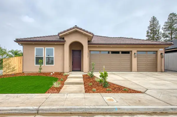 5698 W Mesa Avenue, Fresno, CA 93722