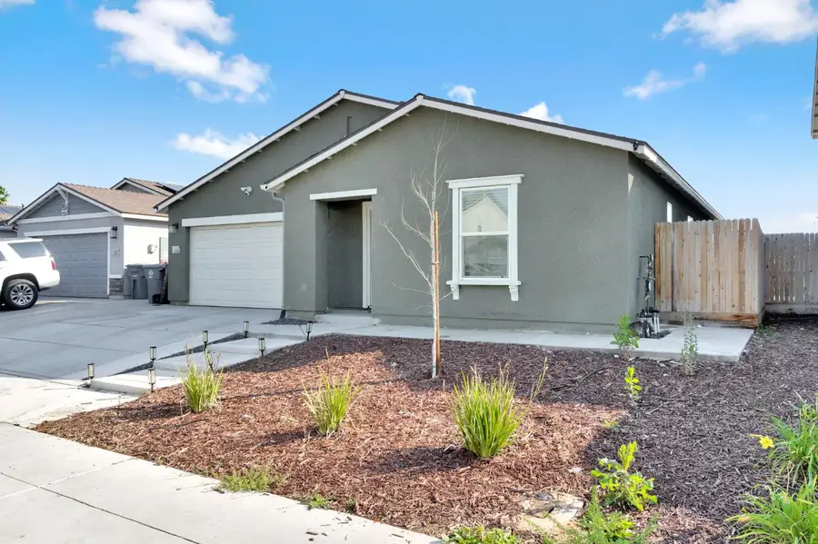 1533 Concord Avenue, Madera, CA 93637 - Image #3