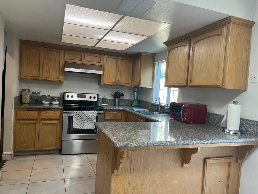 800 Wessmith Way, Madera, CA 93638 - Image #3