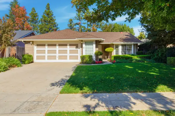 3282 W Spruce Avenue, Fresno, CA 93711