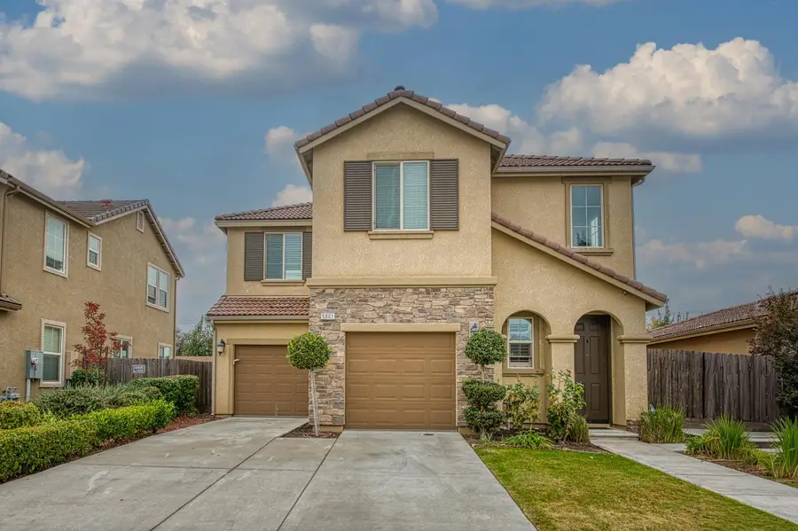 5861 W Parr Avenue, Fresno, CA 93722 - Image #2