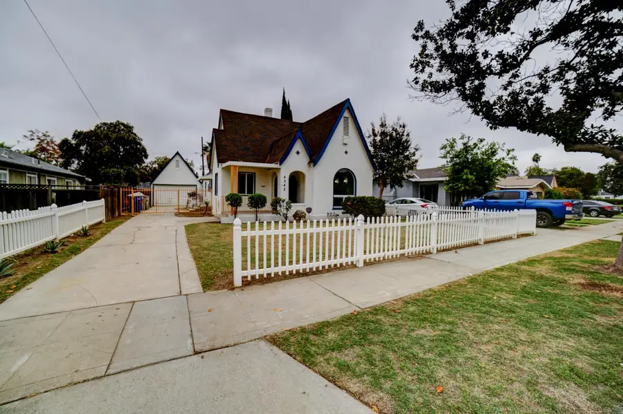 4242 E Illinois Avenue, Fresno, CA 93702 - Image #2