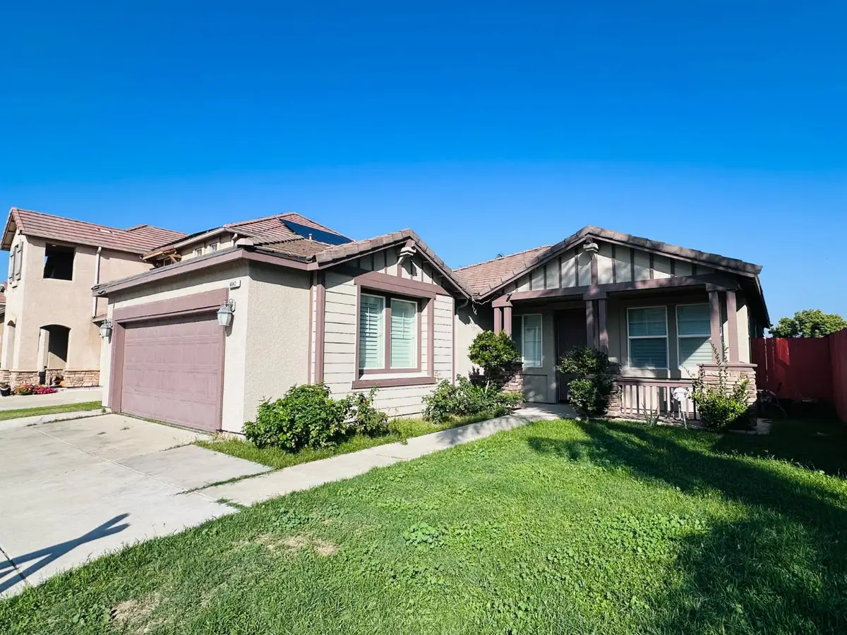 6642 E Cetti Avenue, Fresno, CA 93727 - Image #1