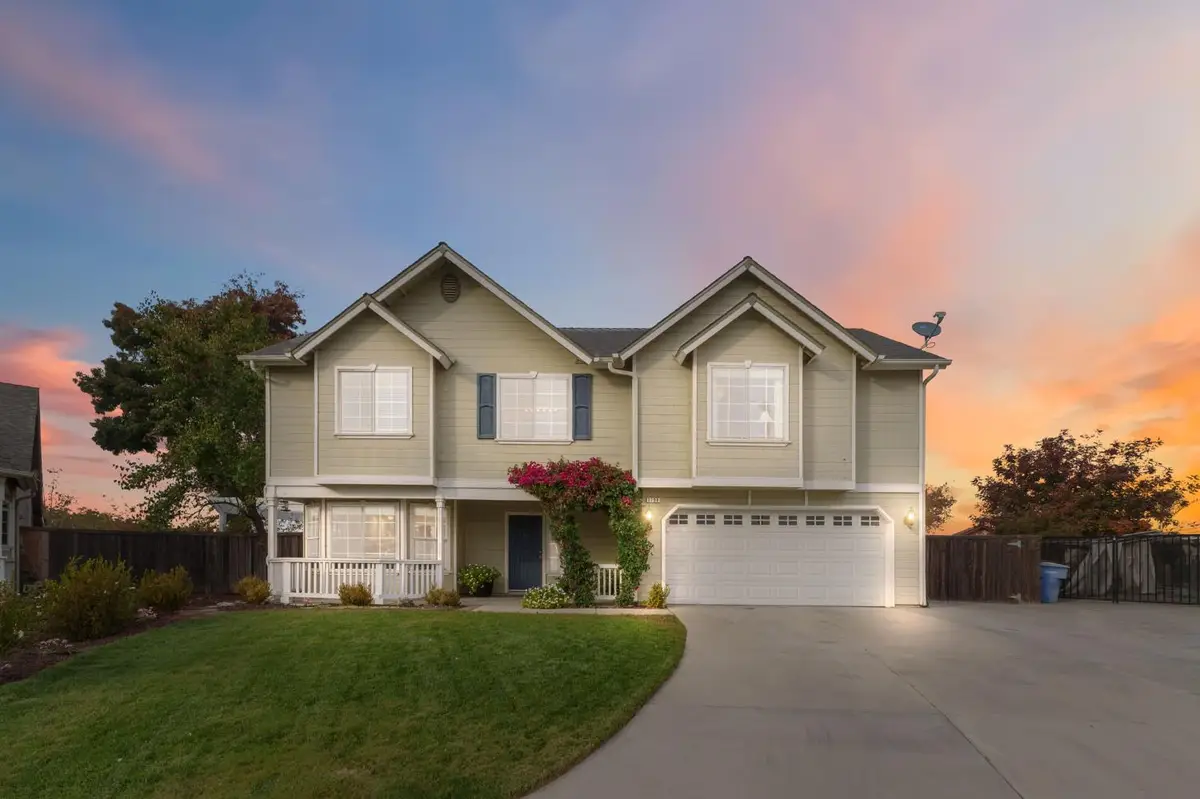 3150 N Madison Way, Hanford, CA 93230 - #1