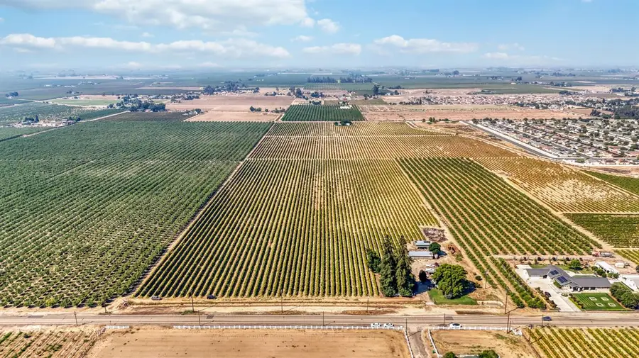 12623 S Mccall Avenue, Selma, CA 93662 - #3