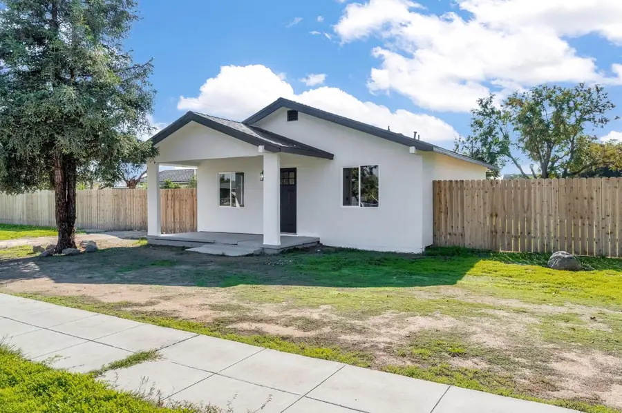 2443 W Floradora Avenue, Fresno, CA 93728 - Image #3