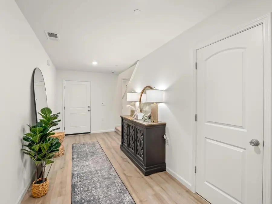 6656 E Washington Avenue, Fresno, CA 93727 - Image #3