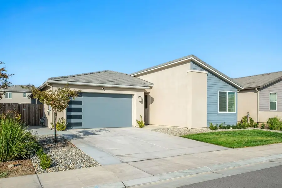 502 Traverse Drive S, Madera, CA 93636 - Image #2